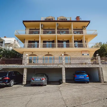 Seaside Seget Vranjica