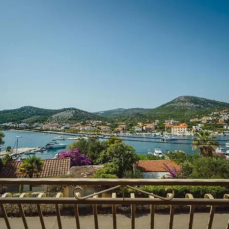 Seaside Πανσιόν 3*