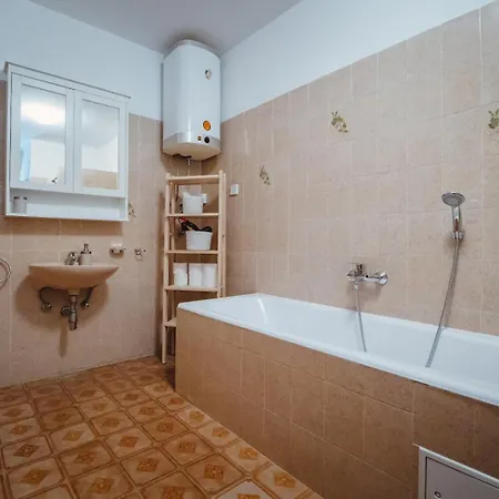 Seaside 3* Seget Vranjica